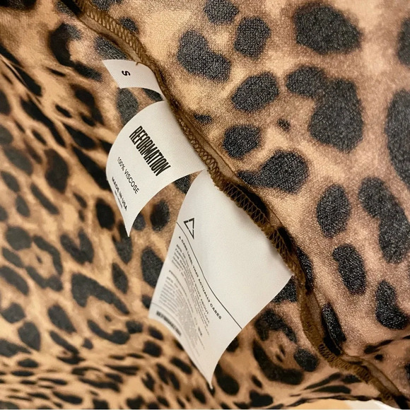 Reformation Violet Top in Leopard Size S - Picture 4 of 8